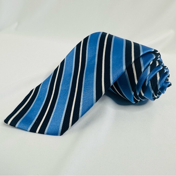 Brooks Brothers Makers and Merchants Men's 100% Silk Blue Striped Repp Necktie - Picture 1 of 5